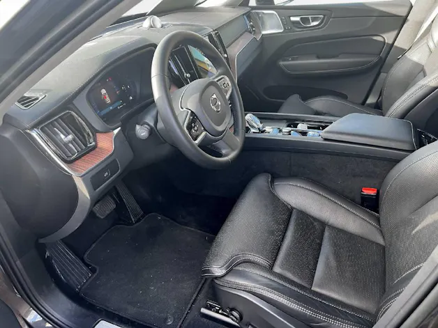 Volvo XC60 2.0 B5 MH Ultimate Dark AWD