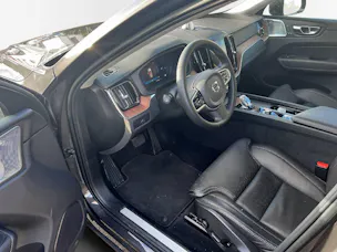 Volvo XC60 2.0 B5 MH Ultimate Dark AWD