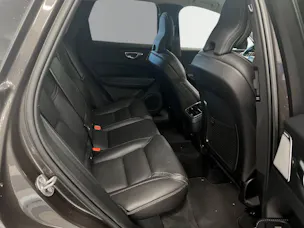 Volvo XC60 2.0 B5 MH Ultimate Dark AWD