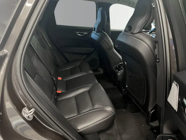 Volvo XC60 2.0 B5 MH Ultimate Dark AWD