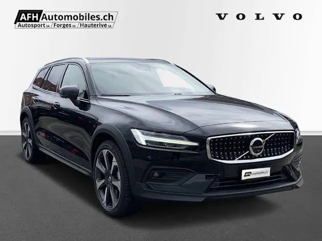 Volvo V60 Cross Country 2.0 B5 Ultim