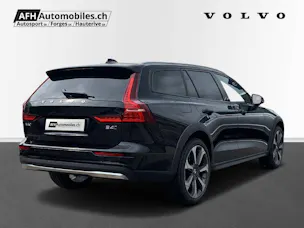 Volvo V60 Cross Country 2.0 B5 Ultim
