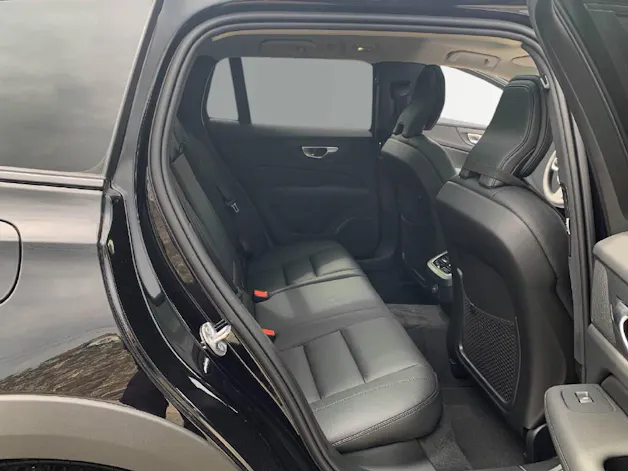 Volvo V60 Cross Country 2.0 B5 Ultim