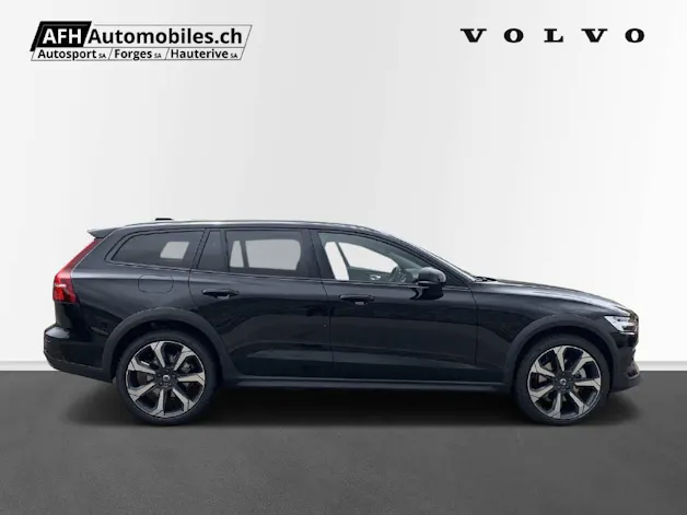 Volvo V60 Cross Country 2.0 B5 Ultim