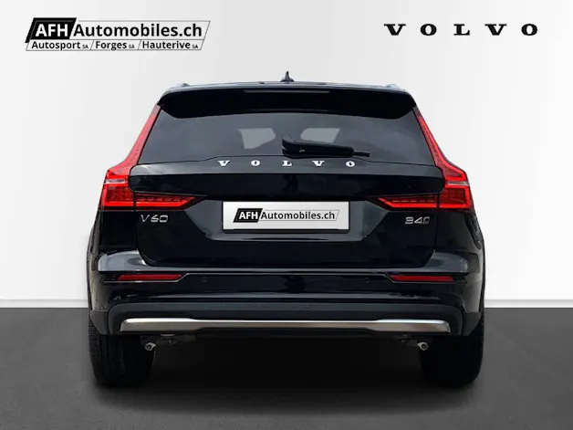 Volvo V60 Cross Country 2.0 B5 Ultim