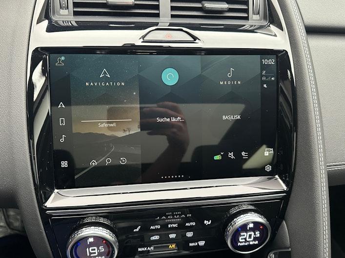 Vehicle image JAGUAR E-PACE