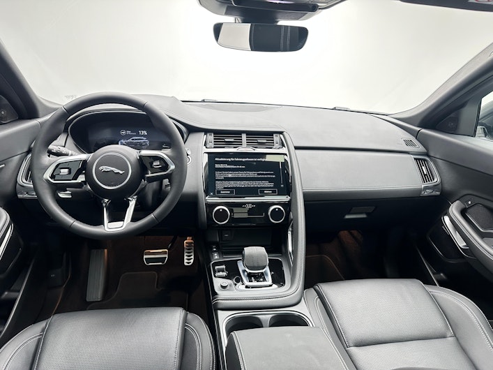 Vehicle image JAGUAR E-PACE