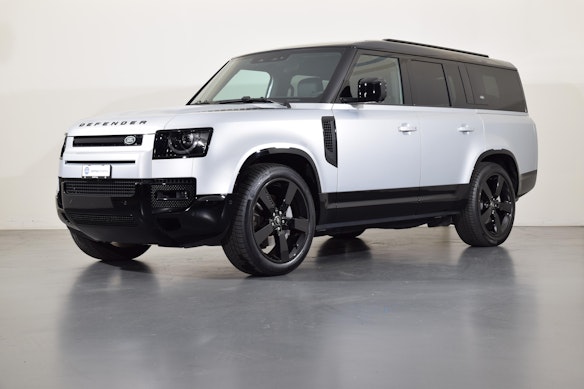 LAND ROVER Defender 130 3.0 D I6 300 X-Dynamic HSE 0