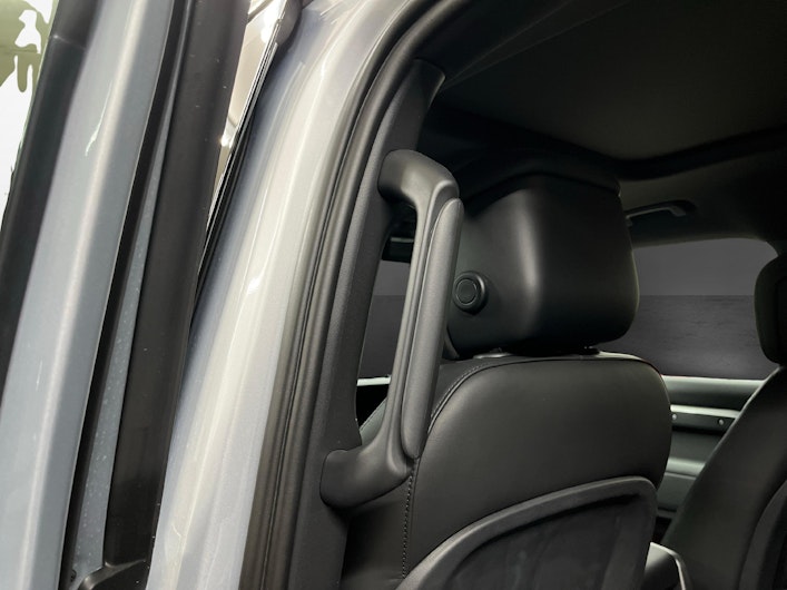 image du véhicule LAND ROVER DEFENDER