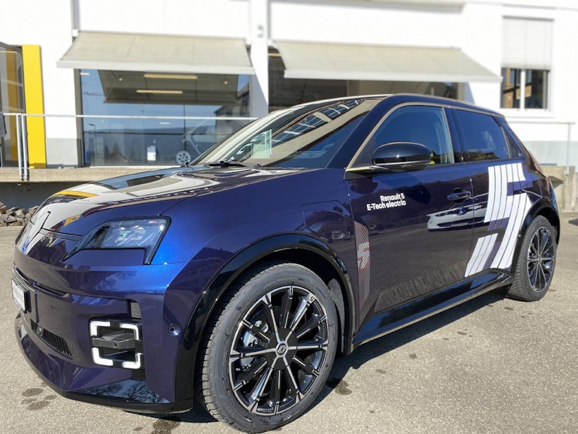 Renault R5 E-TECH 100% ELECTRIC iconic five 150PS Comfort Range Neu CHF ...