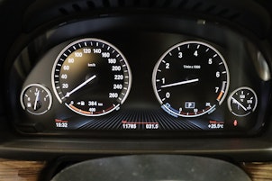 Vehicle image BMW 535i xDrive