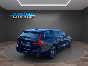 Volvo V60 2.0 D3 Momentum AWD