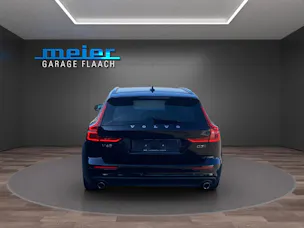 Volvo V60 2.0 D3 Momentum AWD
