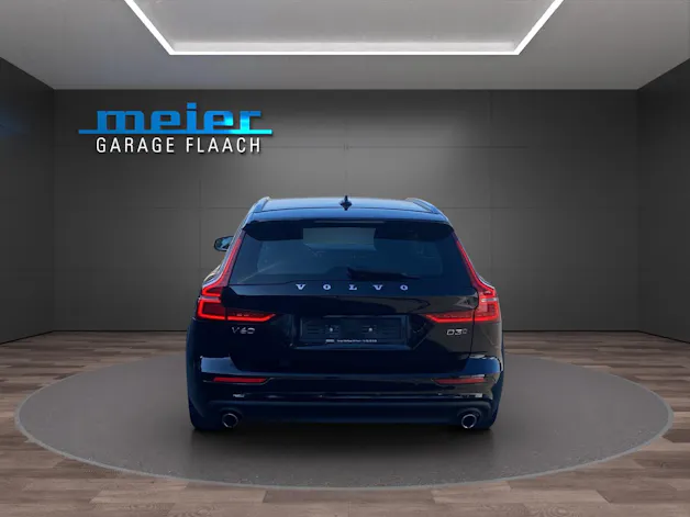 Volvo V60 2.0 D3 Momentum AWD