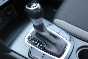 Hyundai Kona 1.6 GDi Hybrid Amplia