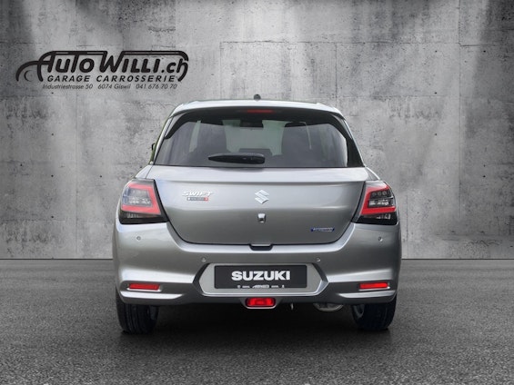 Vehicle image 4 Vehicle image 4