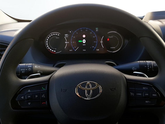 Vehicle image 9 Vehicle image 9