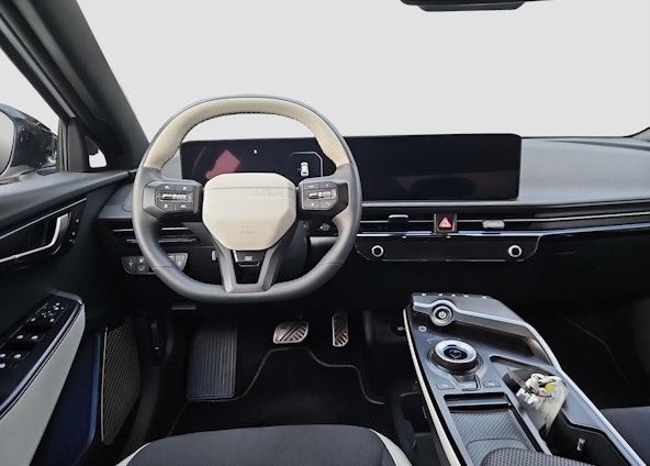 Vehicle image 6 Vehicle image 6