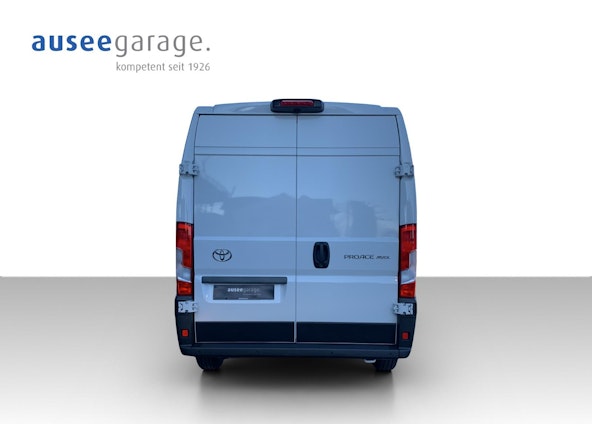 Vehicle image 3 Vehicle image 3