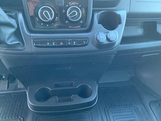 Vehicle image 8 Vehicle image 8