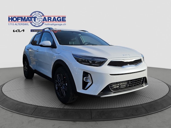 Vehicle image 3 Vehicle image 3