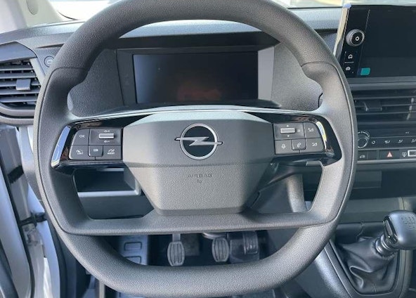 Vehicle image 6 Vehicle image 6