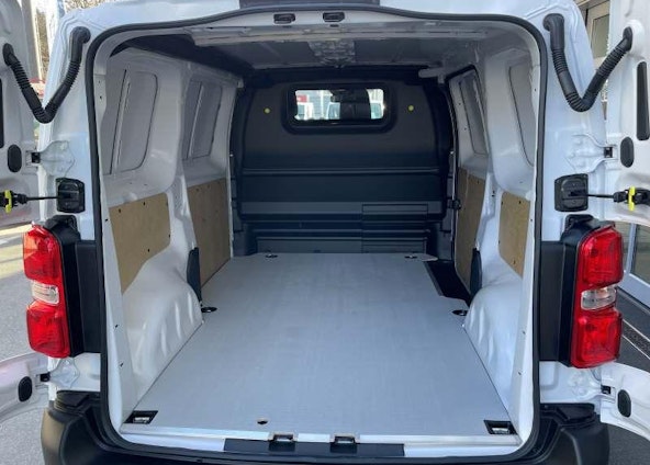 Vehicle image 11 Vehicle image 11