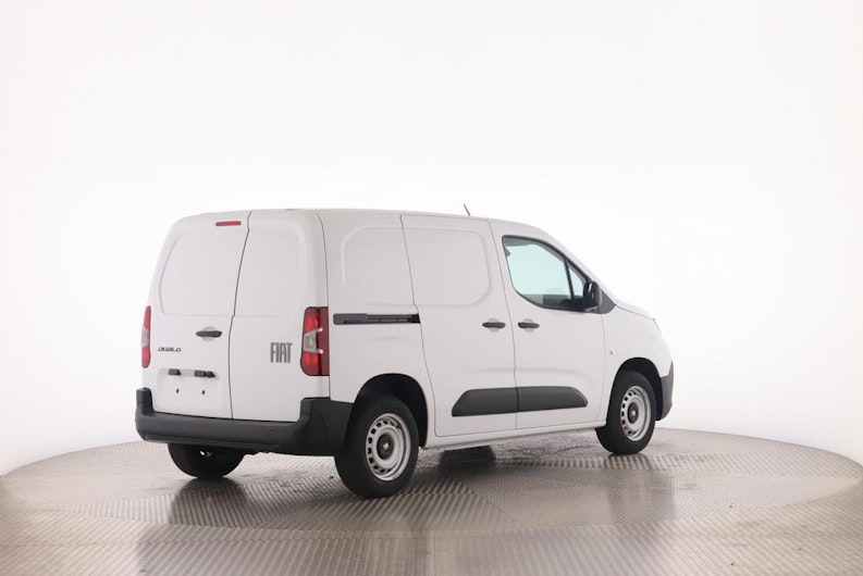 Vehicle image FIAT DOBLO