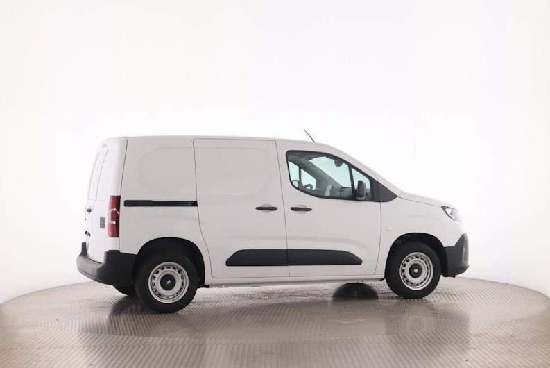 Vehicle image FIAT DOBLO