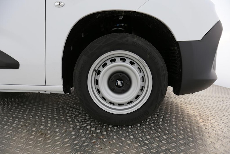 Vehicle image FIAT DOBLO