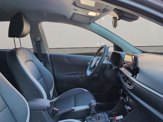 Vehicle image 12 Vehicle image 12