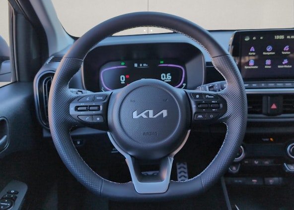 Vehicle image 8 Vehicle image 8