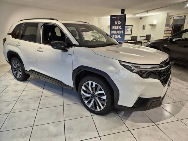 Subaru Forester Station 2.0i e-Boxer Luxury