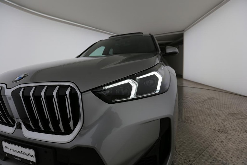 Vehicle image BMW X1