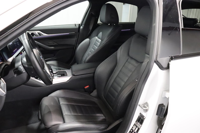 Vehicle image BMW 4 SERIES