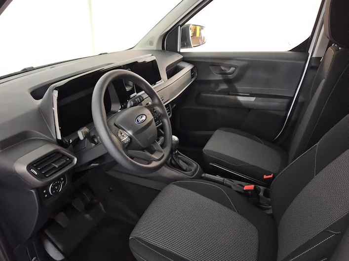 Fahrzeugbild FORD TRANSIT COURIER