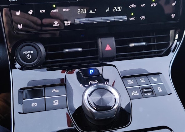 Vehicle image 5 Vehicle image 5