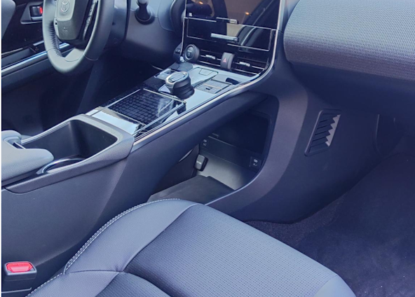 Vehicle image 6 Vehicle image 6