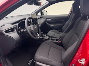 Vehicle image TOYOTA Corolla Cross 2.0 HSD Trend AWD-i