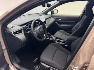 Toyota Corolla Cross 2.0 HSD Trend AWD-i