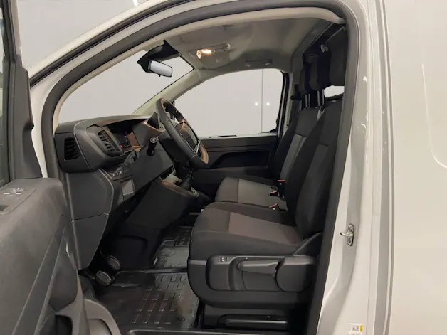 Peugeot Expert Kaw. Standard 1.5 BlueHDi 120