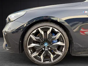 BMW i5 M60 xDrive