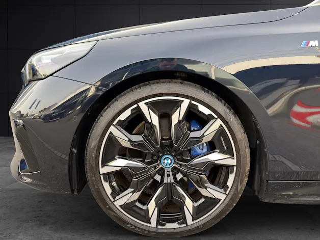 BMW i5 M60 xDrive