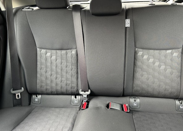 Vehicle image 16 Vehicle image 16