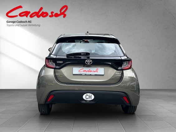 Vehicle image 4 Vehicle image 4