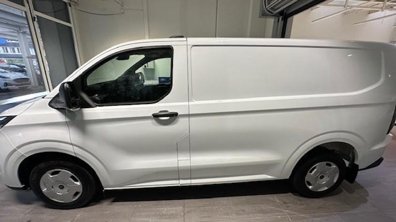 Vehicle image FORD TRANSIT CUSTOM