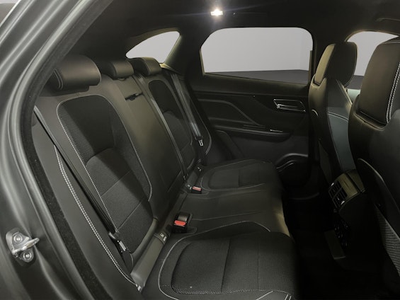 Vehicle image 7 Vehicle image 7