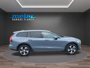 Volvo V60 Cross Country 2.0 B4 Ultimate AWD
