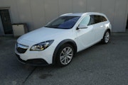 First vehicle image