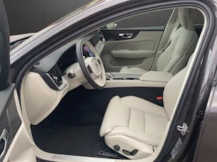 Volvo V60 2.0 B5 Ultimate Bright AWD